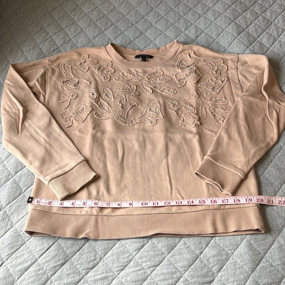 Banana republic embroidered sweatshirt